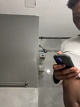 Snapshot of Festivitiesking1 chatting on 3, 11, 2025 Festivitiesking1 online show from 3, 11, 2025