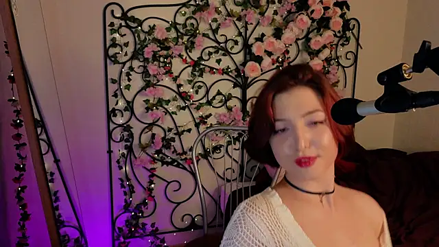 LisaVamp online show from 15, 9, 2025