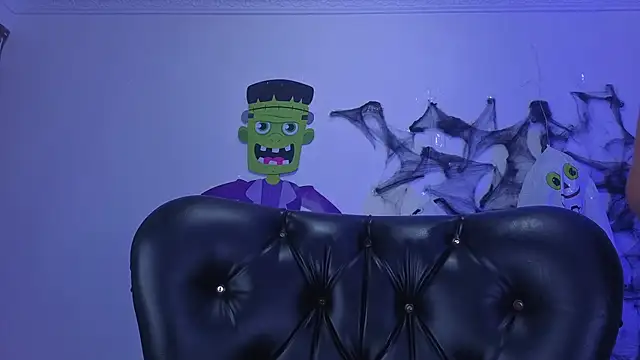 Agatha humidity online show from 13, 10, 2025