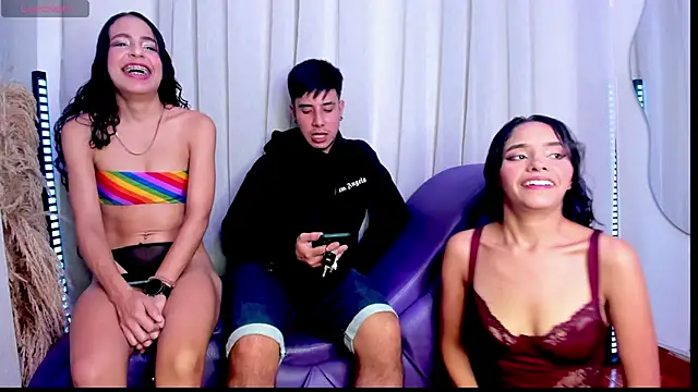 Yourslust  online show from 24, 11, 2025