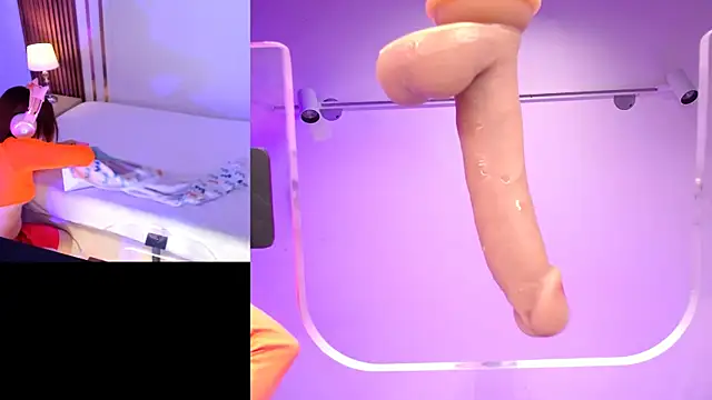 CamilaVegas  online show from 24, 7, 2026