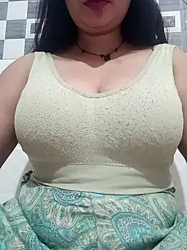 cute-mahek online show from 2, 5, 2026