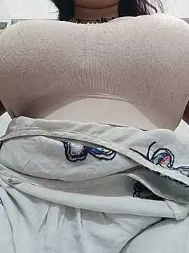 cute-mahek online show from 1, 8, 2026