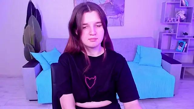 Snapshot of BonneyLove chatting on 3, 12, 2024 BonneyLove online show from 3, 12, 2024