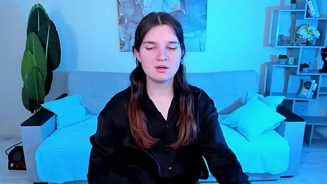 Snapshot of BonneyLove chatting on 28, 1, 2025 BonneyLove online show from 28, 1, 2025