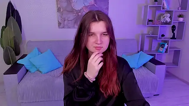 Snapshot of BonneyLove chatting on 19, 3, 2025 BonneyLove online show from 19, 3, 2025