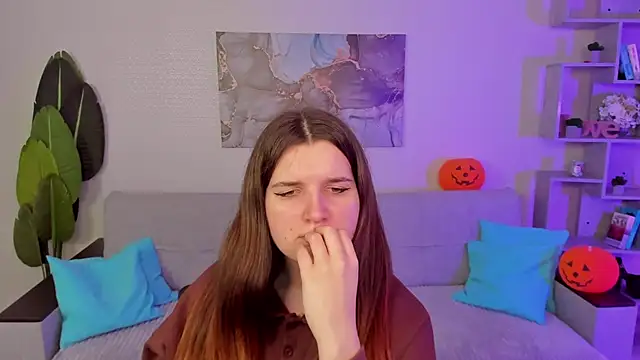 Snapshot of BonneyLove chatting on 6, 11, 2025 BonneyLove online show from 6, 11, 2025