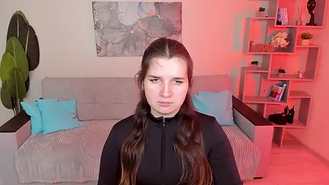 Snapshot of BonneyLove chatting on 7, 4, 2026 BonneyLove online show from 7, 4, 2026