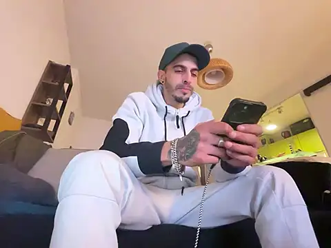 Rebeu313 online show from 26, 12, 2024