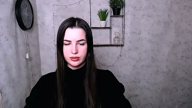 DivaKaily  online show from 12, 12, 2024