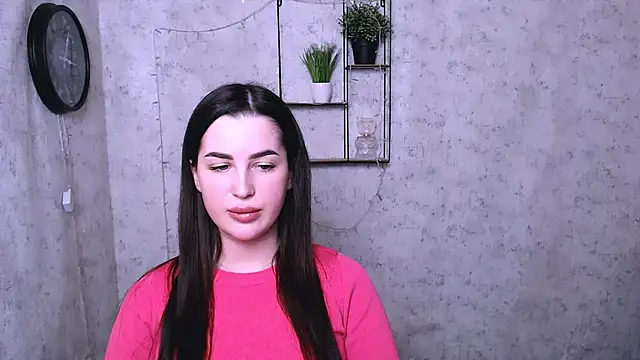 DivaKaily  online show from 14, 12, 2024