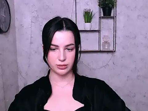 DivaKaily  online show from 19, 1, 2025