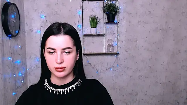 DivaKaily  online show from 24, 1, 2025