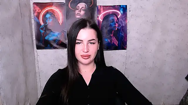 DivaKaily  online show from 8, 10, 2025