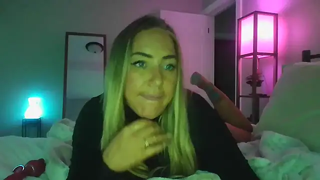 Snapshot of sunshinekisses chatting on 18, 1, 2025 sunshinekisses online show from 18, 1, 2025