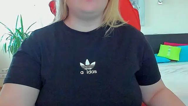 Doliss online show from 12, 9, 2025