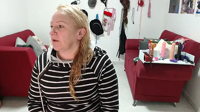 emperabigbootybigass online show from 19, 12, 2025