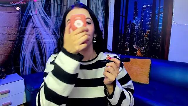 Violetaa diazz online show from 14, 2, 2025