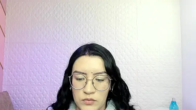 Violetaa diazz online show from 15, 9, 2025