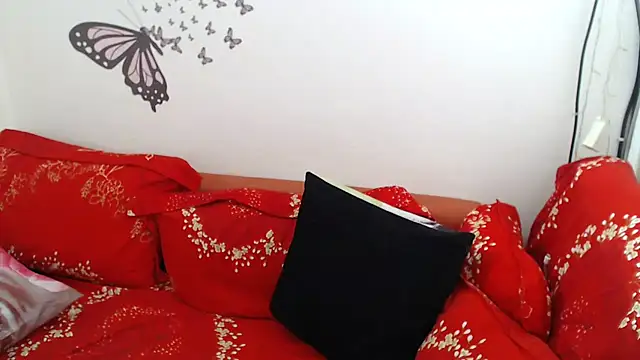 Snapshot of LadyHellene chatting on 20, 1, 2025 LadyHellene online show from 20, 1, 2025