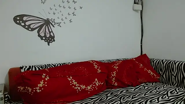 Snapshot of LadyHellene chatting on 15, 10, 2025 LadyHellene online show from 15, 10, 2025