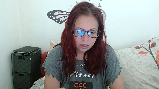 LadyHellene online show from 2, 5, 2026