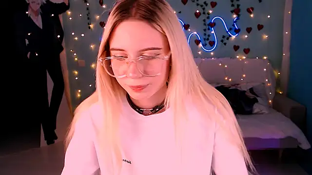 Sweet Richal online show from 15, 3, 2025