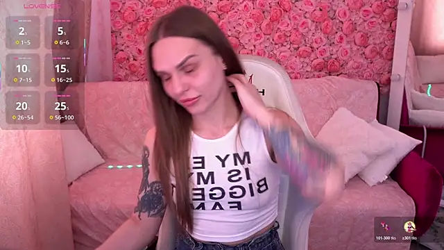 KiraGrayy online show from 14, 3, 2026