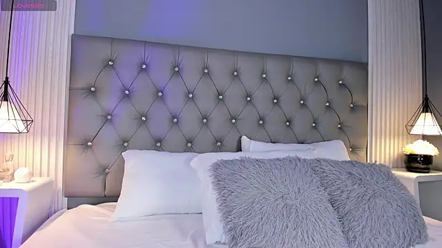 VioletthaRous online show from 24, 3, 2026