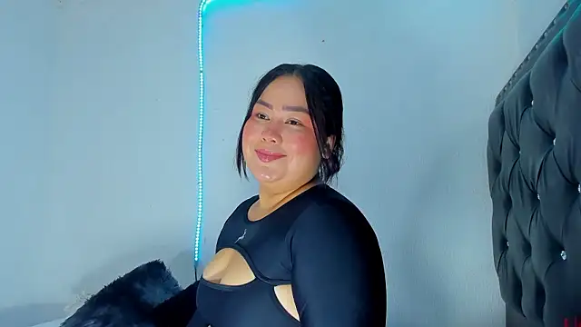 Snapshot of victoriajk chatting on 8, 3, 2026 victoriajk online show from 8, 3, 2026