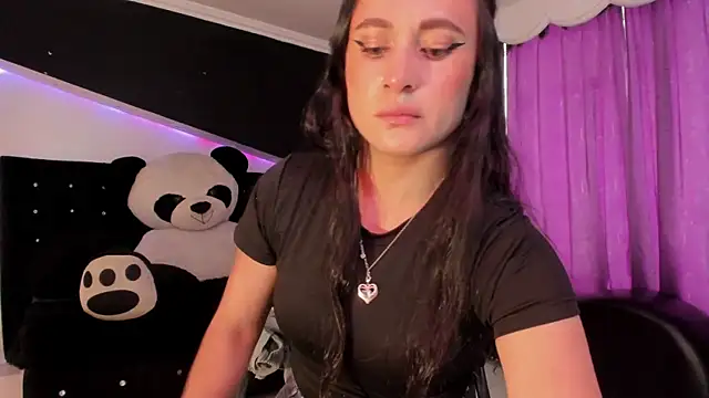 Coral Gibson online show from 7, 7, 2026