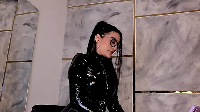 Ellaochoa online show from 27, 7, 2026