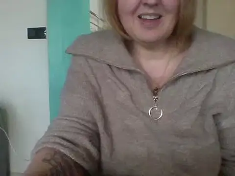 Sandcoq online show from 5, 12, 2024