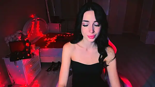 lovely desire online show from 5, 10, 2025