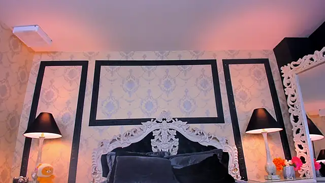 Snapshot of ImSophiie chatting on 7, 2, 2025 ImSophiie online show from 7, 2, 2025