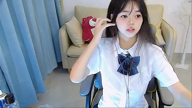 mango-a online show from 6, 1, 2025