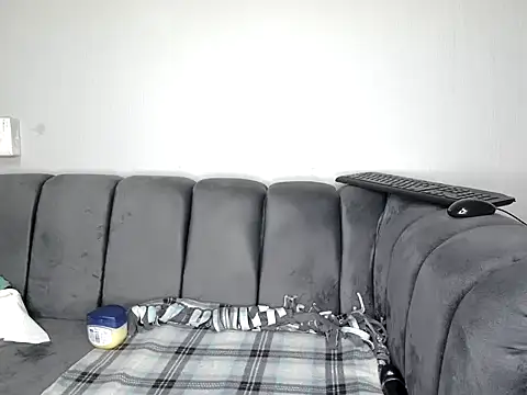 Pearl 00 online show from 17, 12, 2025