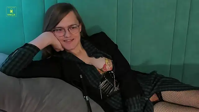 YukoFanee online show from 19, 12, 2024