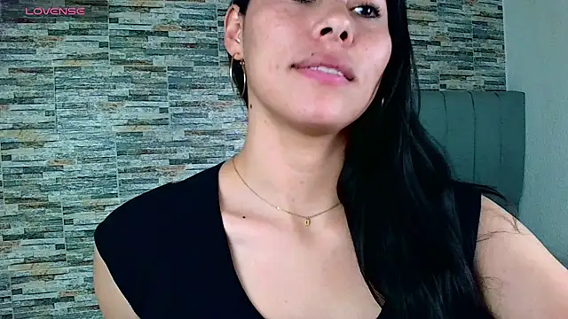 Snapshot of _joy_yva chatting on 30, 1, 2025 joy yva online show from 30, 1, 2025