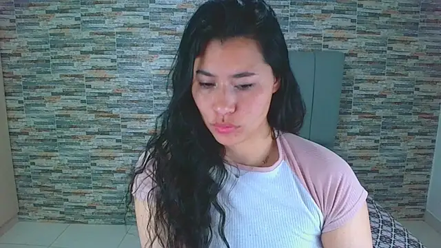 Snapshot of _joy_yva chatting on 19, 9, 2025 joy yva online show from 19, 9, 2025