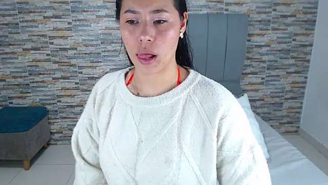 Snapshot of _joy_yva chatting on 24, 9, 2025 joy yva online show from 24, 9, 2025