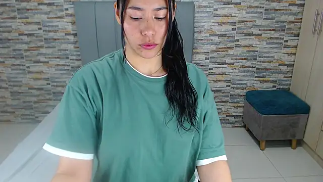 Snapshot of _joy_yva chatting on 26, 9, 2025 joy yva online show from 26, 9, 2025