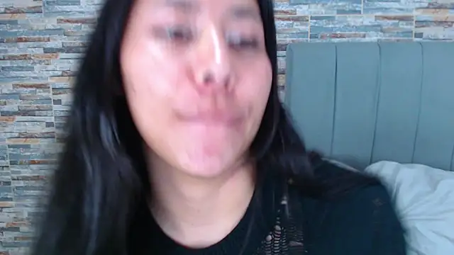 Snapshot of _joy_yva chatting on 3, 10, 2025 joy yva online show from 3, 10, 2025