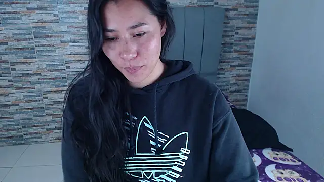 Snapshot of _joy_yva chatting on 26, 10, 2025 joy yva online show from 26, 10, 2025