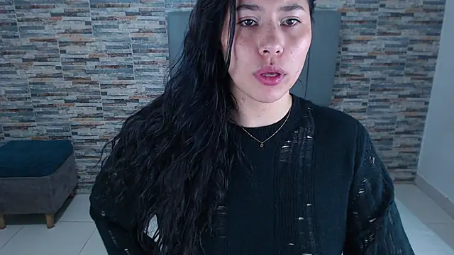 Snapshot of _joy_yva chatting on 30, 10, 2025 joy yva online show from 30, 10, 2025