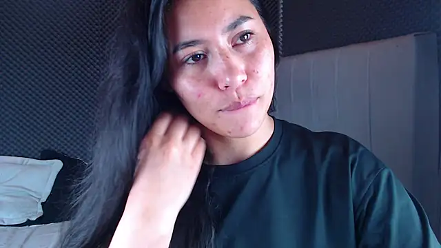 Snapshot of _joy_yva chatting on 3, 12, 2025 joy yva online show from 3, 12, 2025