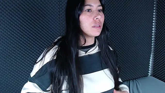 Snapshot of _joy_yva chatting on 14, 1, 2026 joy yva online show from 14, 1, 2026