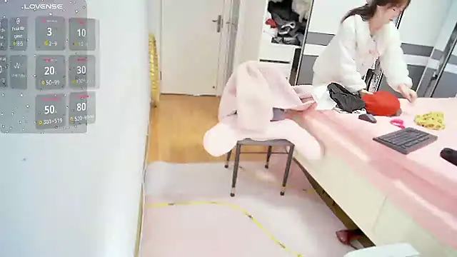 Snapshot of CN-Shanshan chatting on 6, 1, 2026 CN-Shanshan online show from 6, 1, 2026