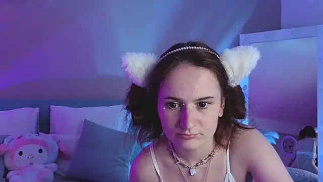 L1ittle kitty  online show from 6, 7, 2026