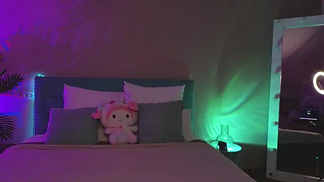 L1ittle kitty  online show from 1, 8, 2026